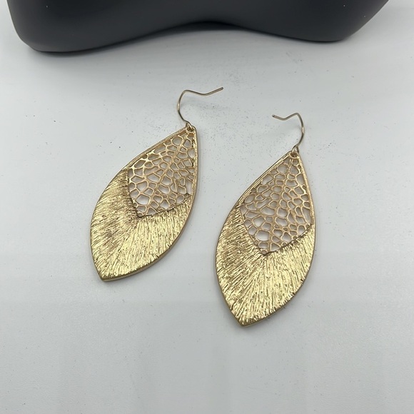 WOMEN’S Filigree Drop Leather Goldtone Earrings - Picture 6 of 9